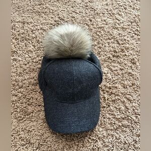 Women’s wool baseball cap